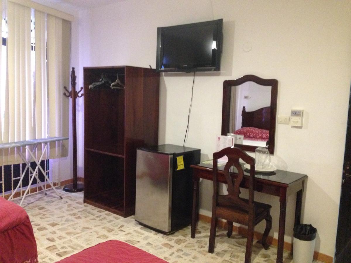 Hotel Claudia Macuspana المظهر الخارجي الصورة